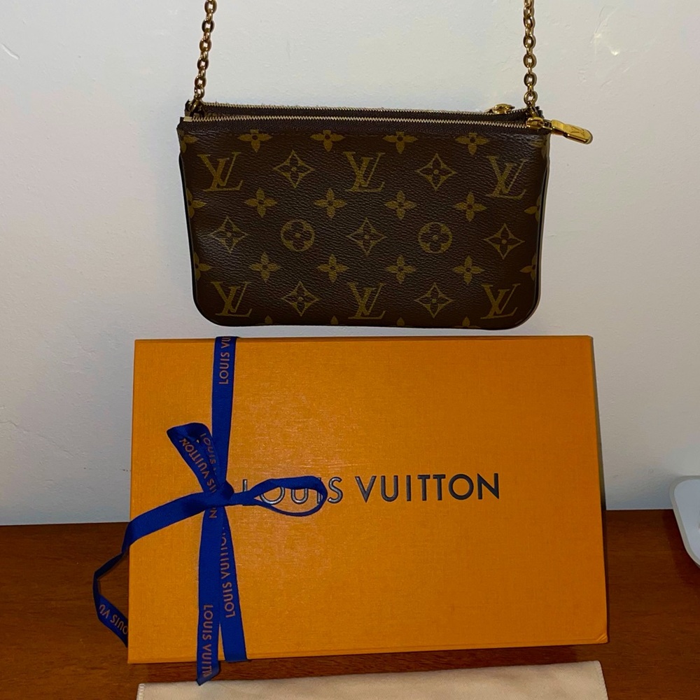 DOUBLE ZIP POCHETTE